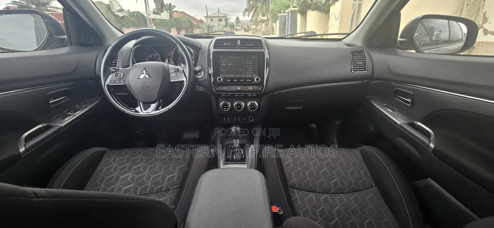 Mitsubishi Outlander Sport SE 2021 Gray