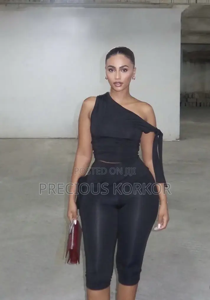 Capri Pants