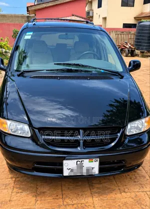 Dodge Caravan SE 2000 Black