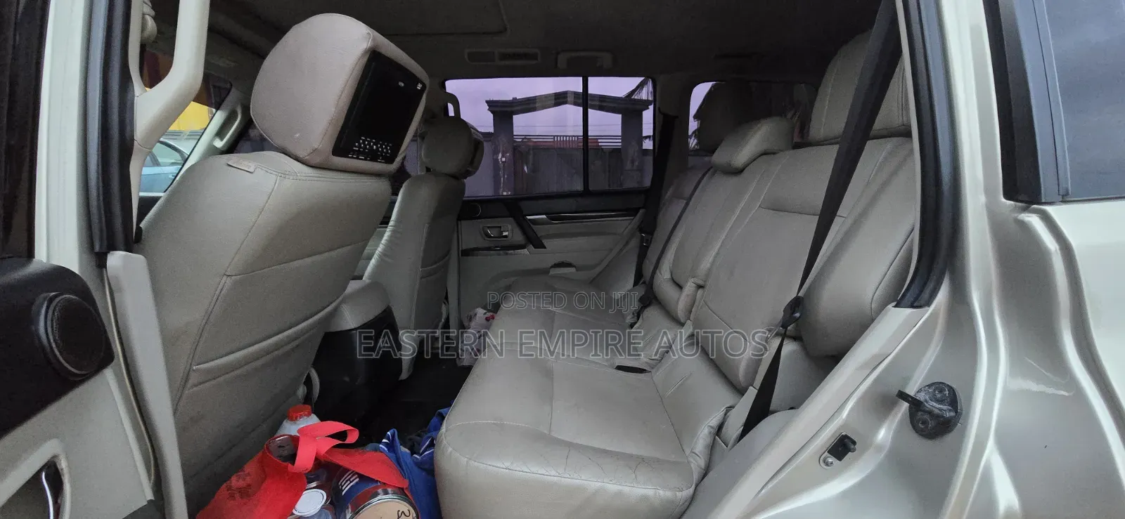 Mitsubishi Pajero V90 3.8 V6 GLS/GLX 2015 Gold