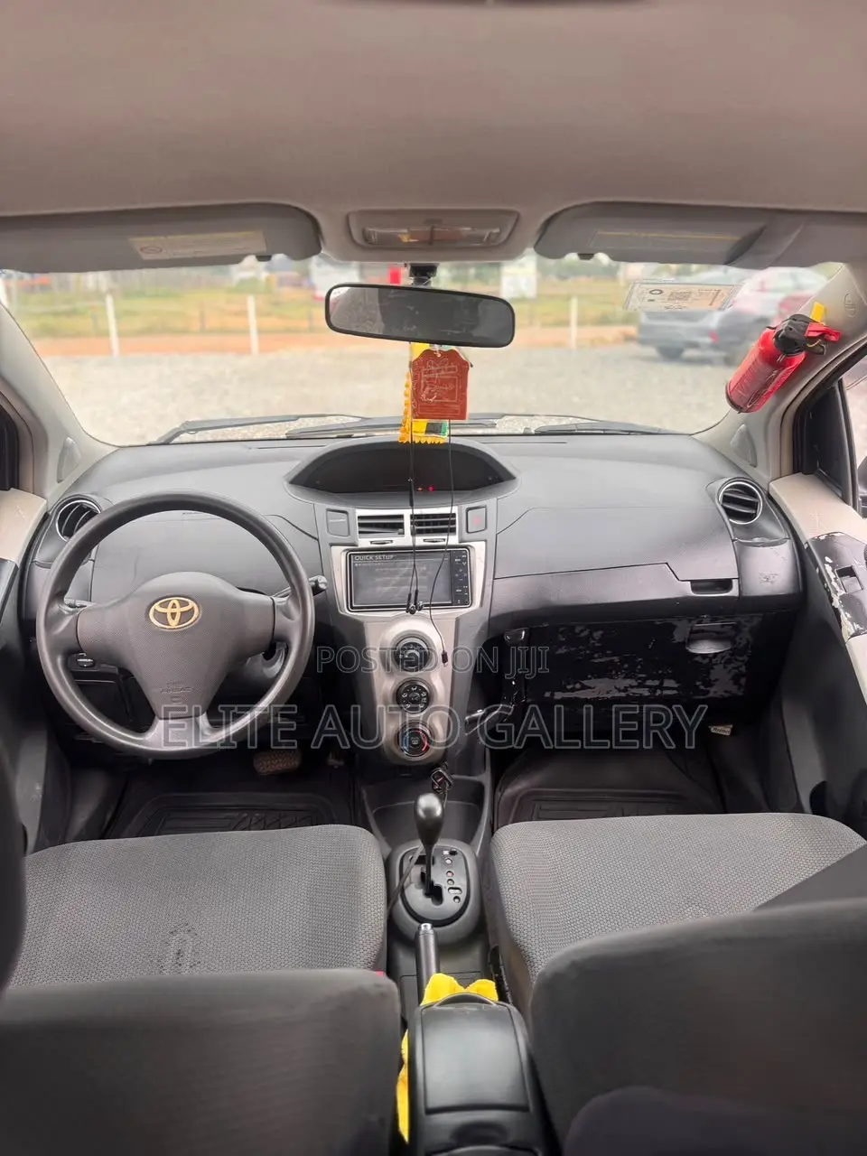 Toyota Vitz 1.0 FWD 5dr 2010 Beige