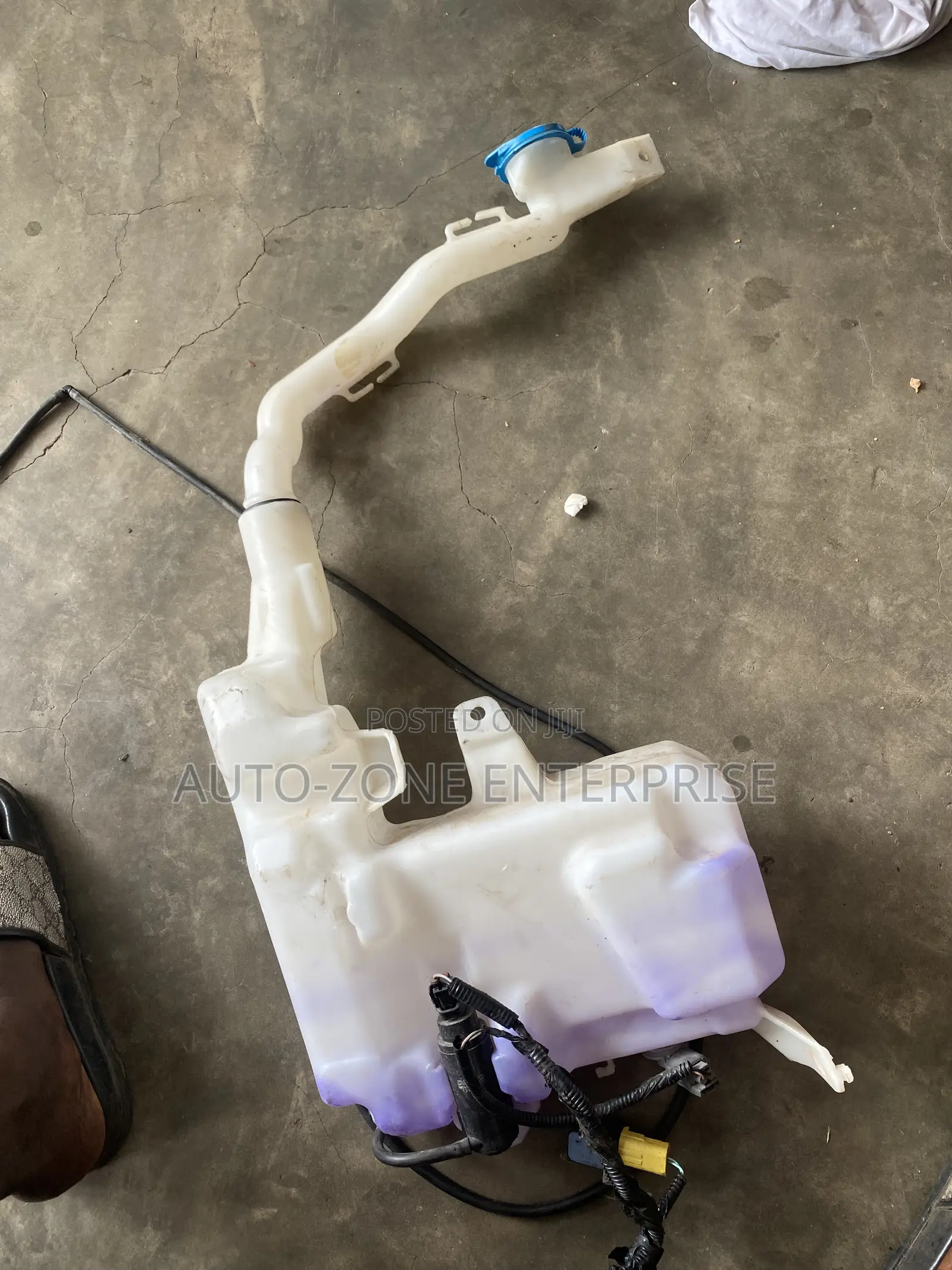 Honda Civic 2016 2017 2019 2020 2021 Wiper Wash Bottle