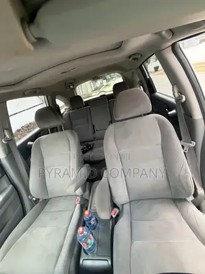 Honda CR-V 2010 White
