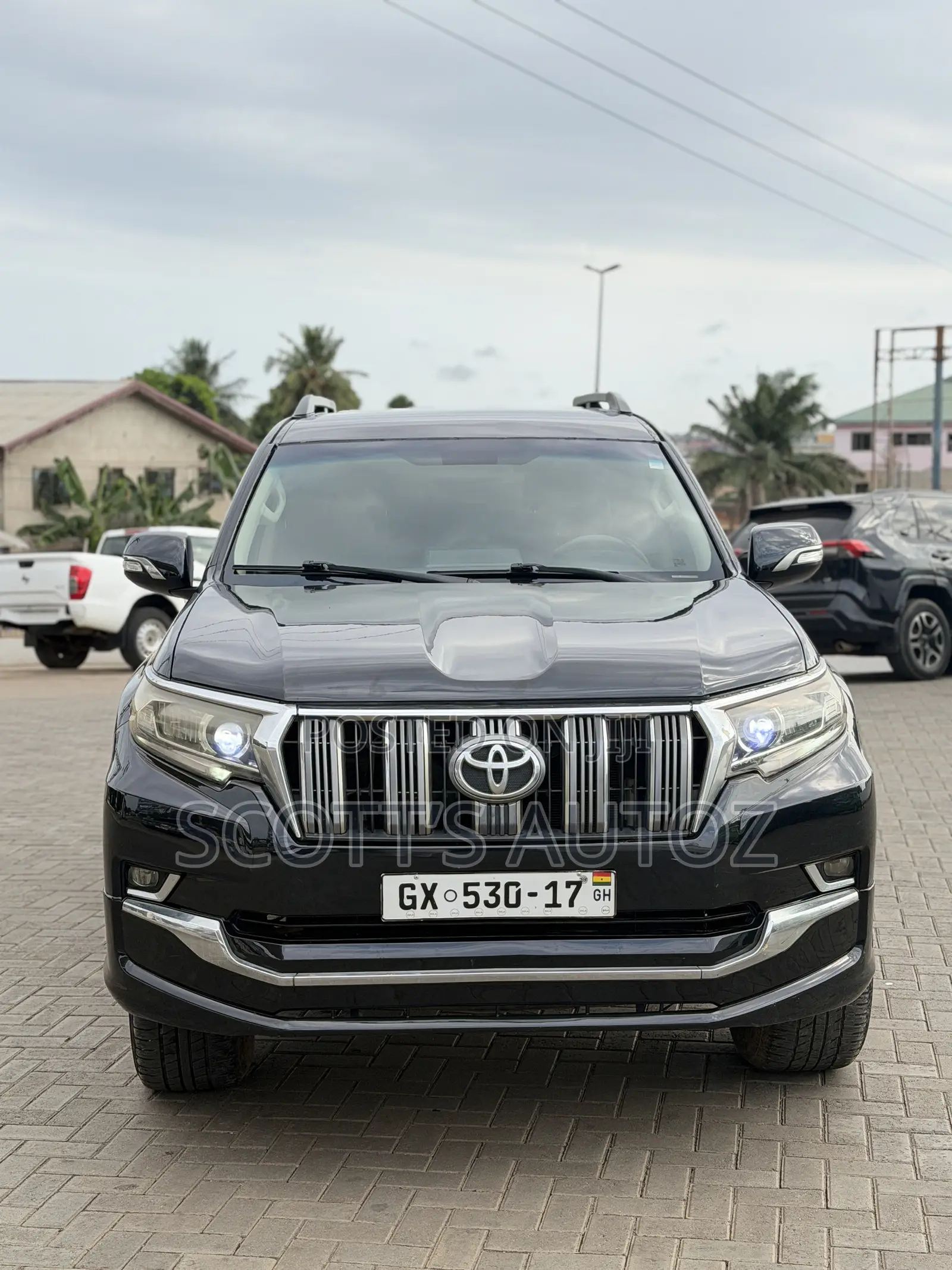Toyota Land Cruiser Prado 2017 Black