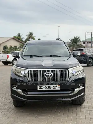 Toyota Land Cruiser Prado 2017 Black