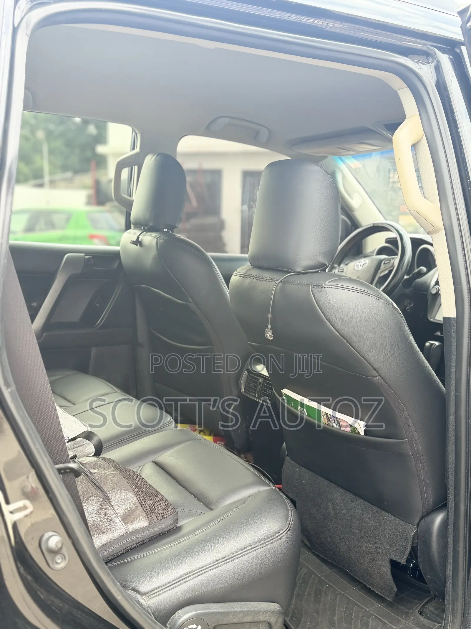 Toyota Land Cruiser Prado 2017 Black