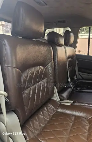 Toyota Land Cruiser 4.0 V6 GX-R 2013 Brown