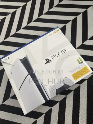 PlayStation 5 Slim(disc Edition) With Fc 26 and Four Games