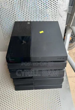 PlayStation 4 Standard