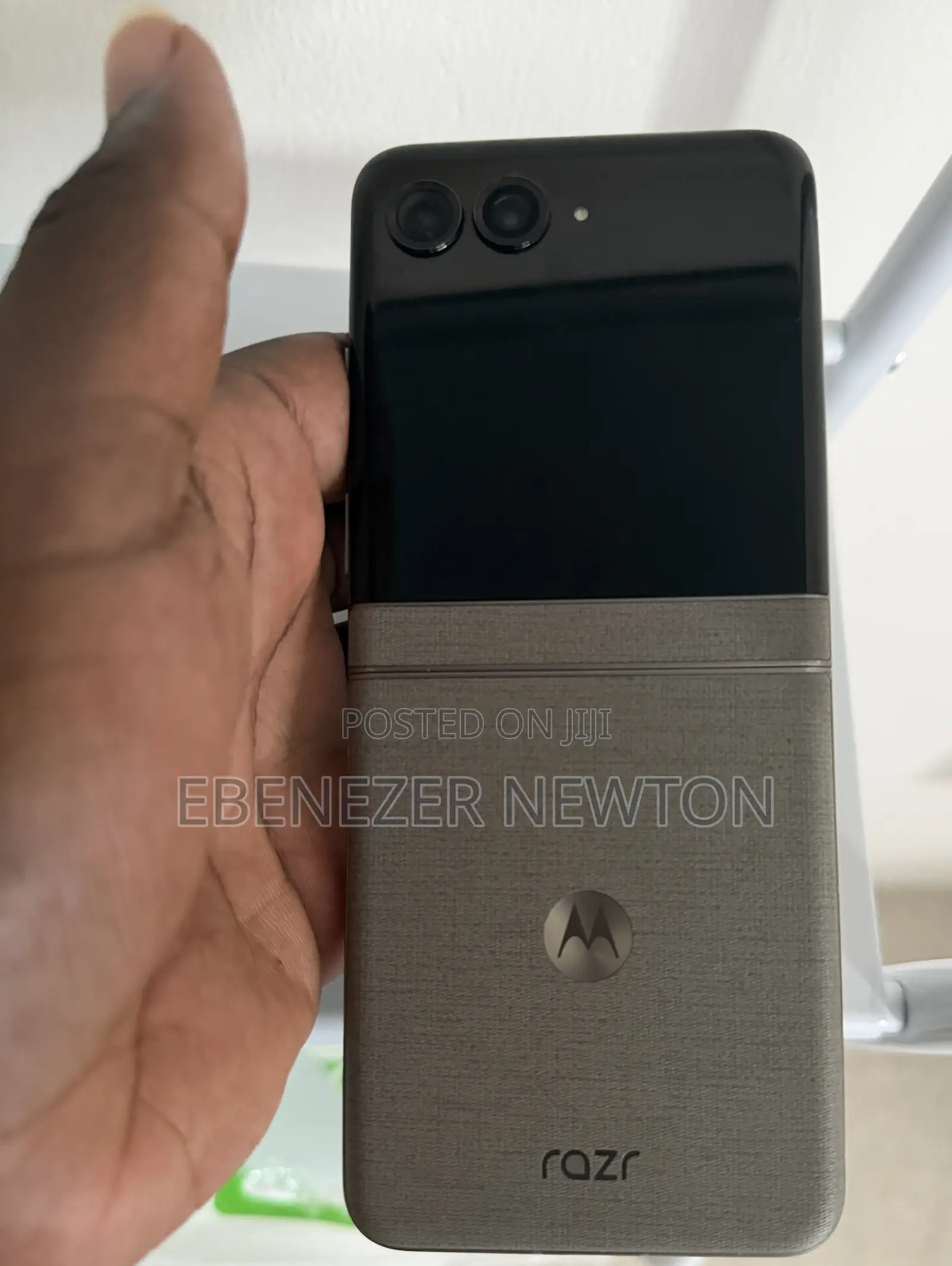 New Motorola Razr 2026 256 GB Gray