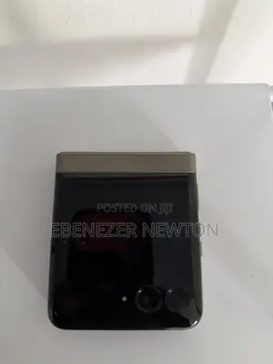 New Motorola Razr 2026 256 GB Gray