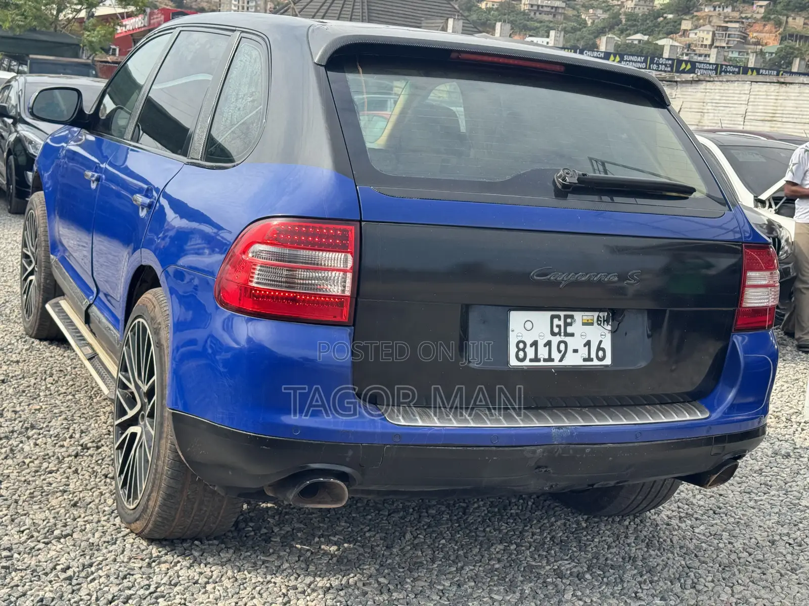 Porsche Cayenne S 2012 Blue