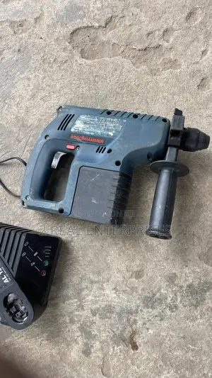 Bosch GBH 24 VRE Professional Cordless Rotary Hammer Drill UK Used