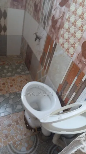 1bdrm Apartment in North Legon, Zongo Junction for rent