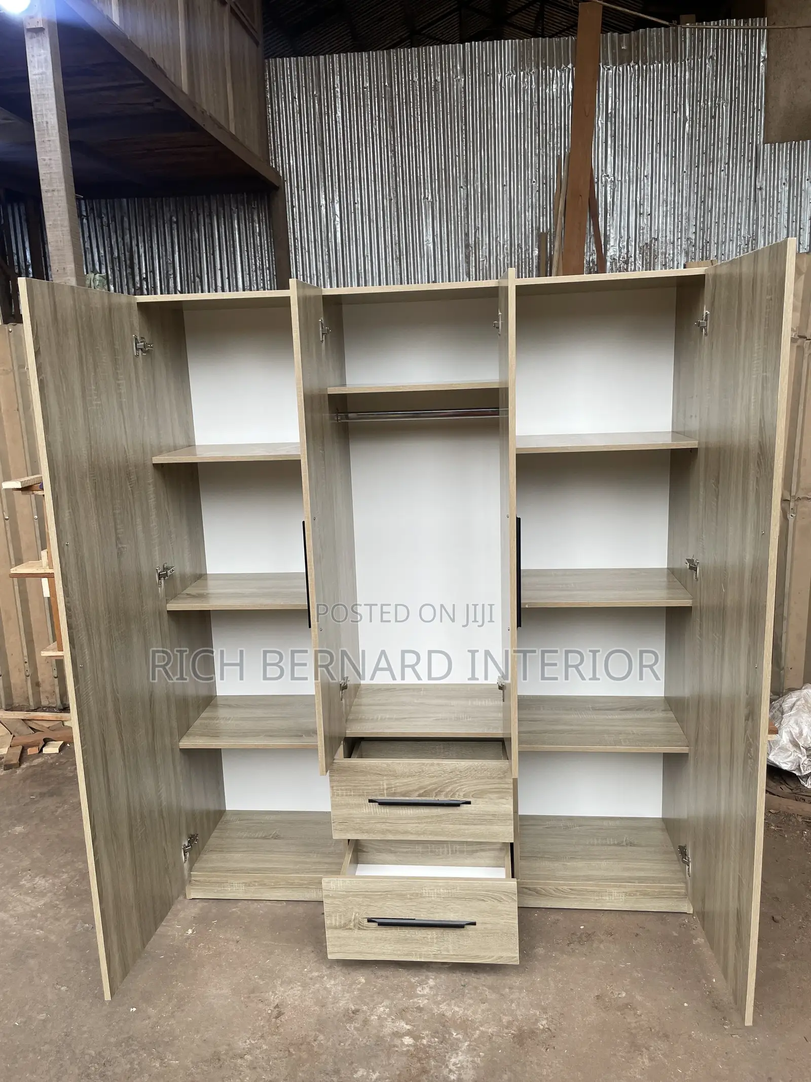 Modern 3-in-1 Wardrobe With Drawers Shelves