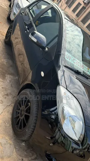 Toyota Yaris 2010 Black