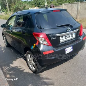 Toyota Vitz 2013 Black