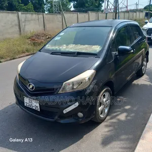 Toyota Vitz 2013 Black