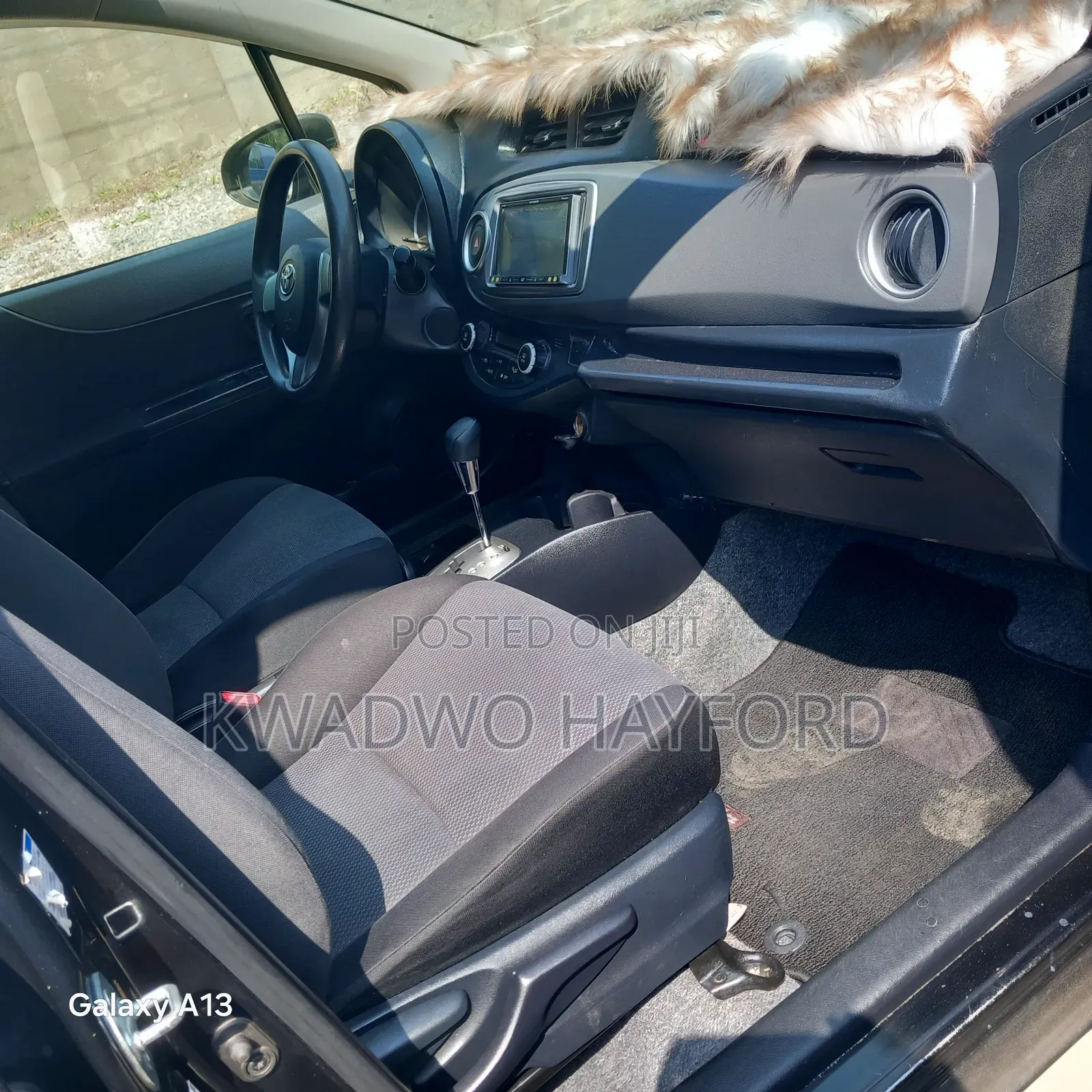 Toyota Vitz 2013 Black