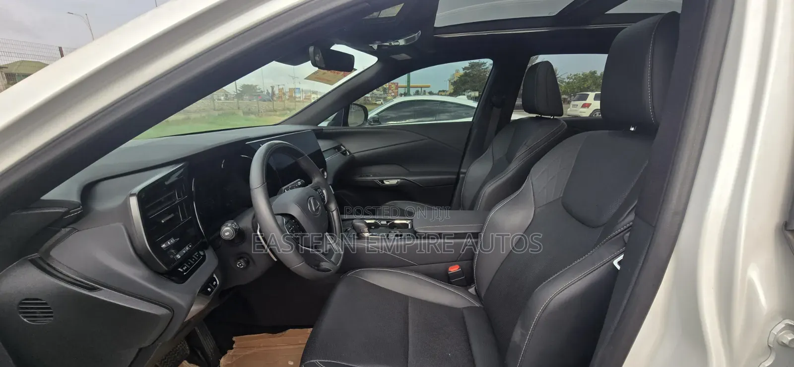 Lexus RX 350 F SPORT Design AWD 2025 White