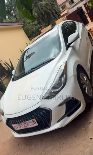 Hyundai Elantra 2015 White