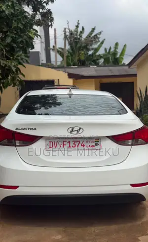 Hyundai Elantra 2015 White