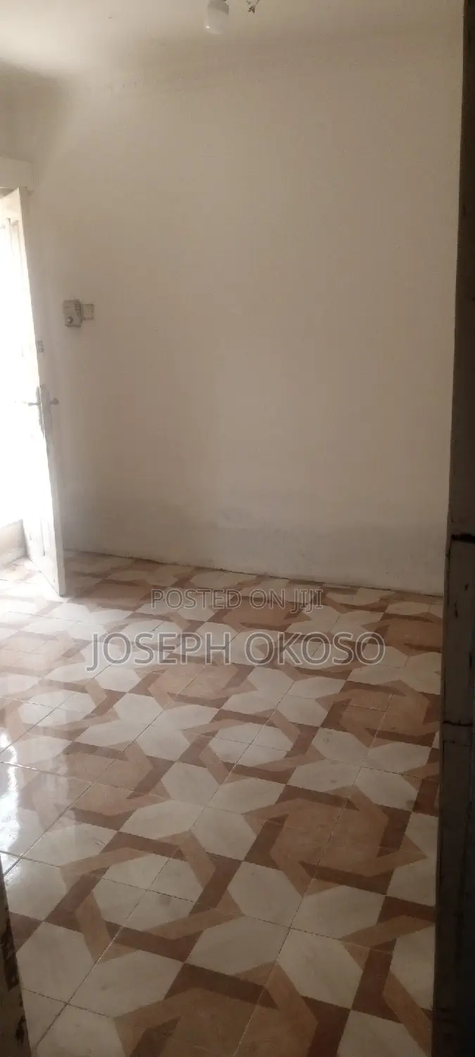 Mini Flat in Little Rock Consult, Dzorwulu for rent