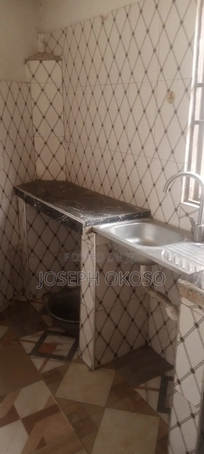 Mini Flat in Little Rock Consult, Dzorwulu for rent
