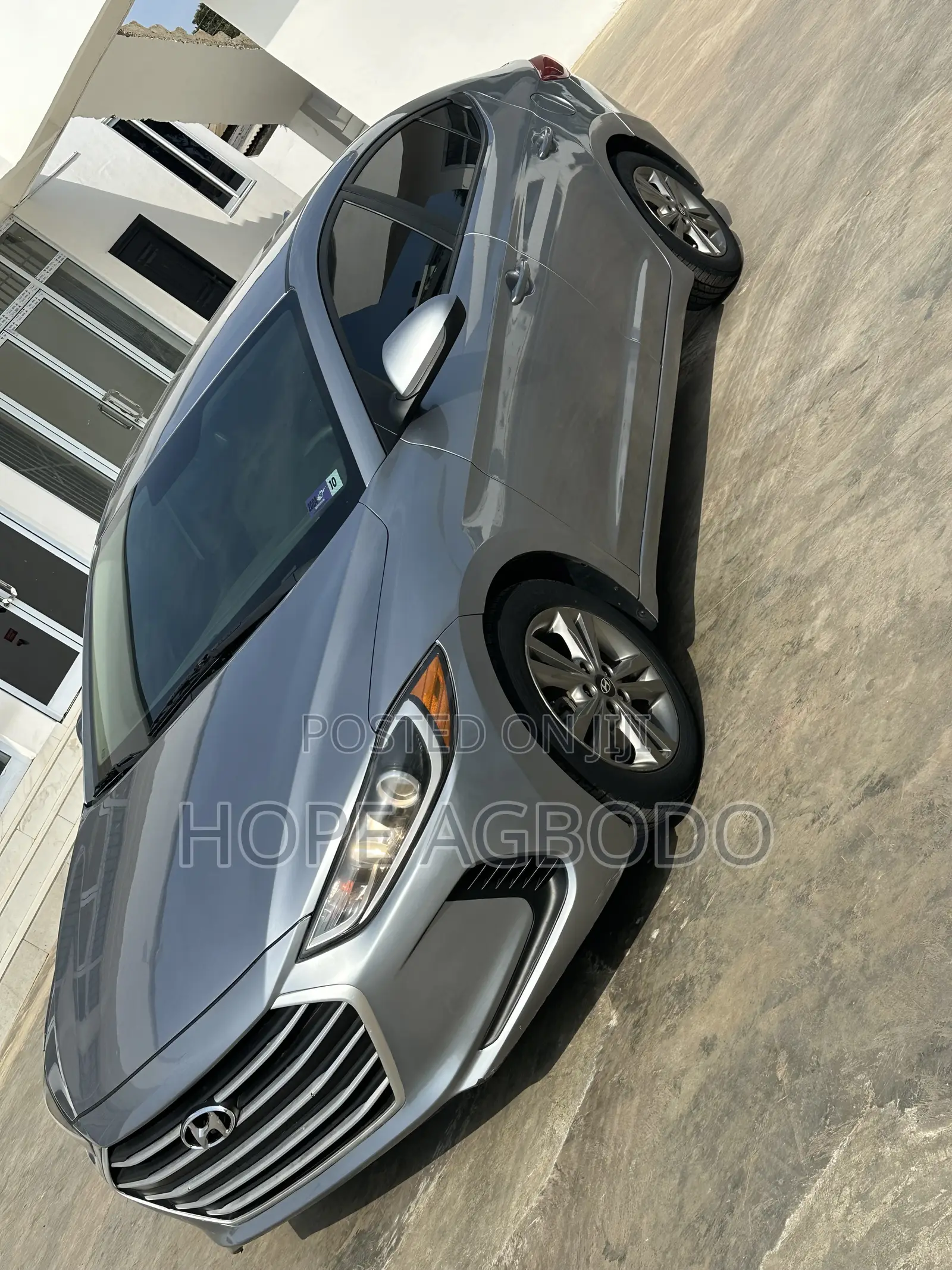 Hyundai Elantra SE Sedan FWD (2.0L 4cyl 6M) 2017 Silver