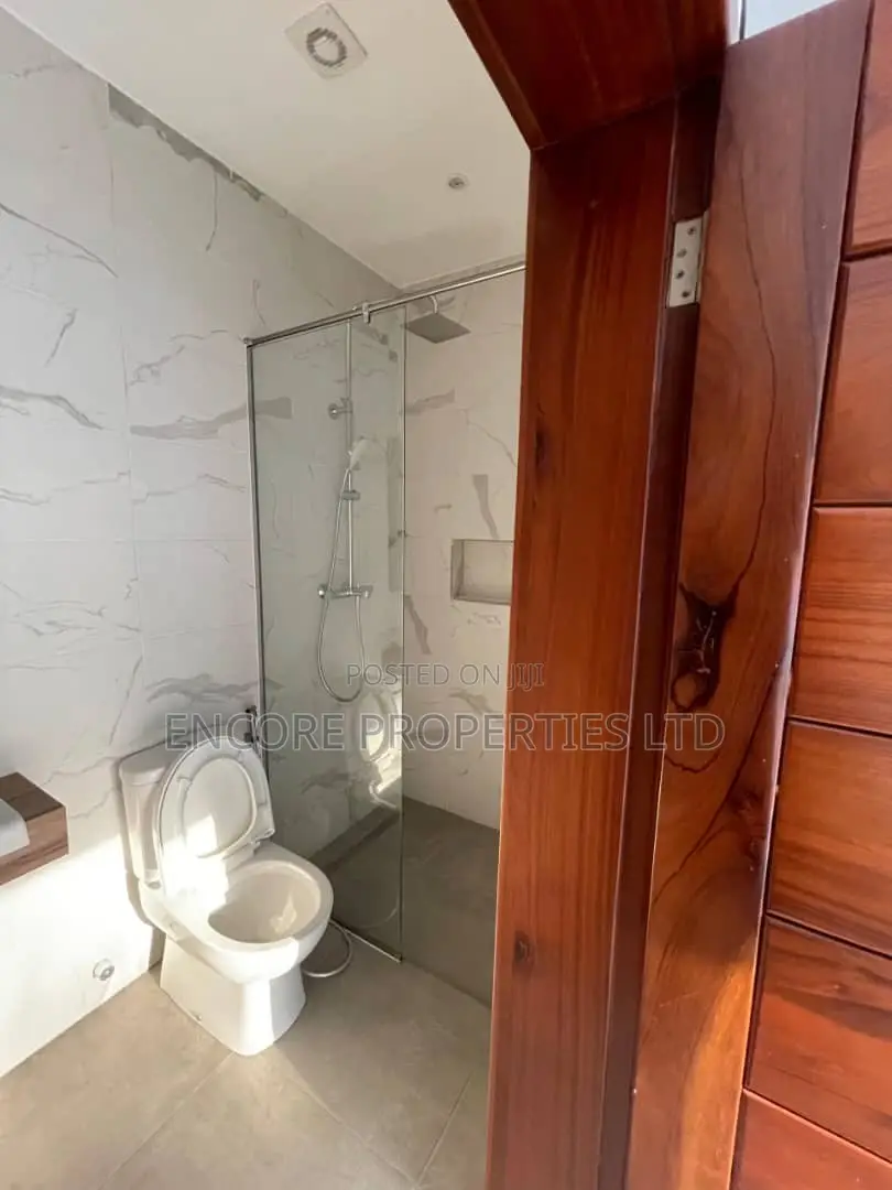 4bdrm House in Cantonments for rent