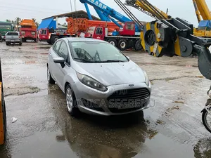 Ford Fiesta 2017 Silver