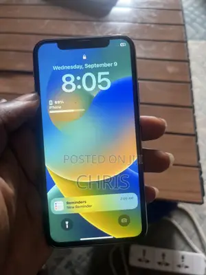 Apple iPhone X 64 GB White