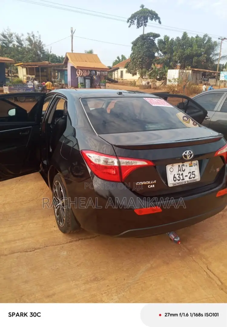Toyota Corolla 2017 Black