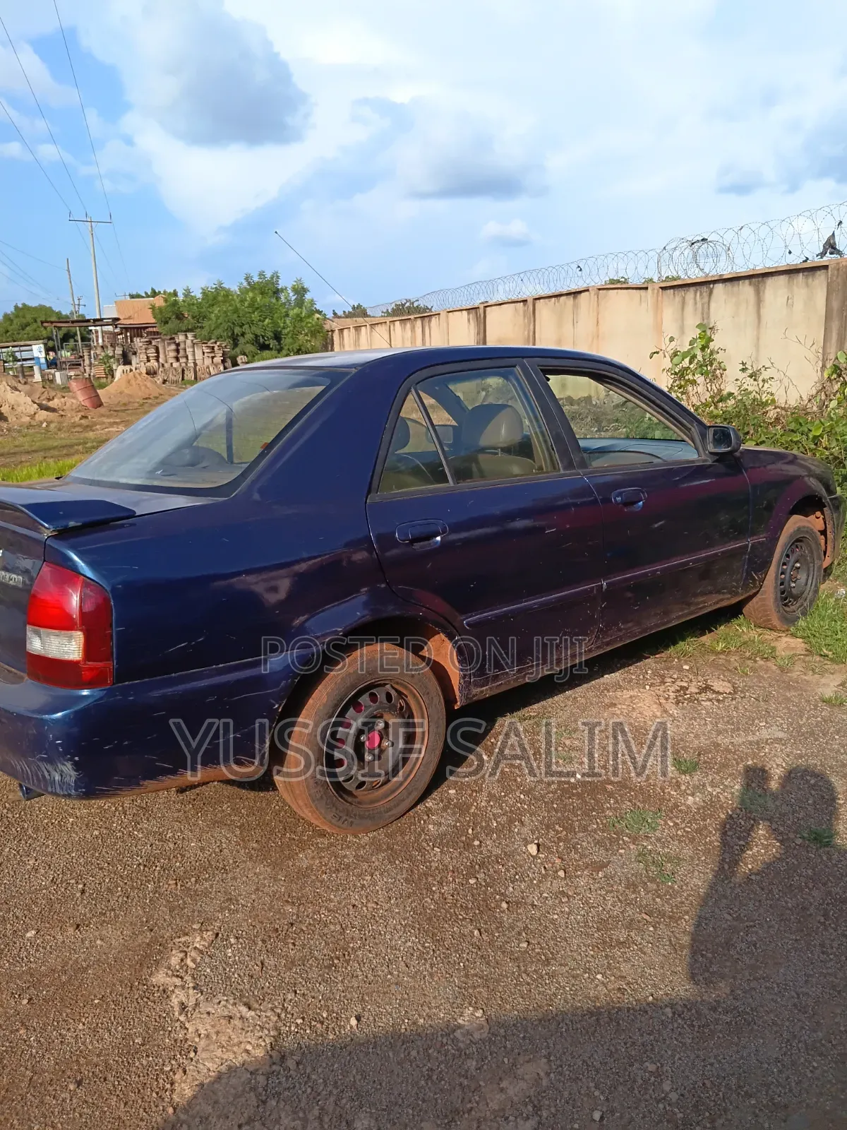 Mazda Protege DX 2000 Blue