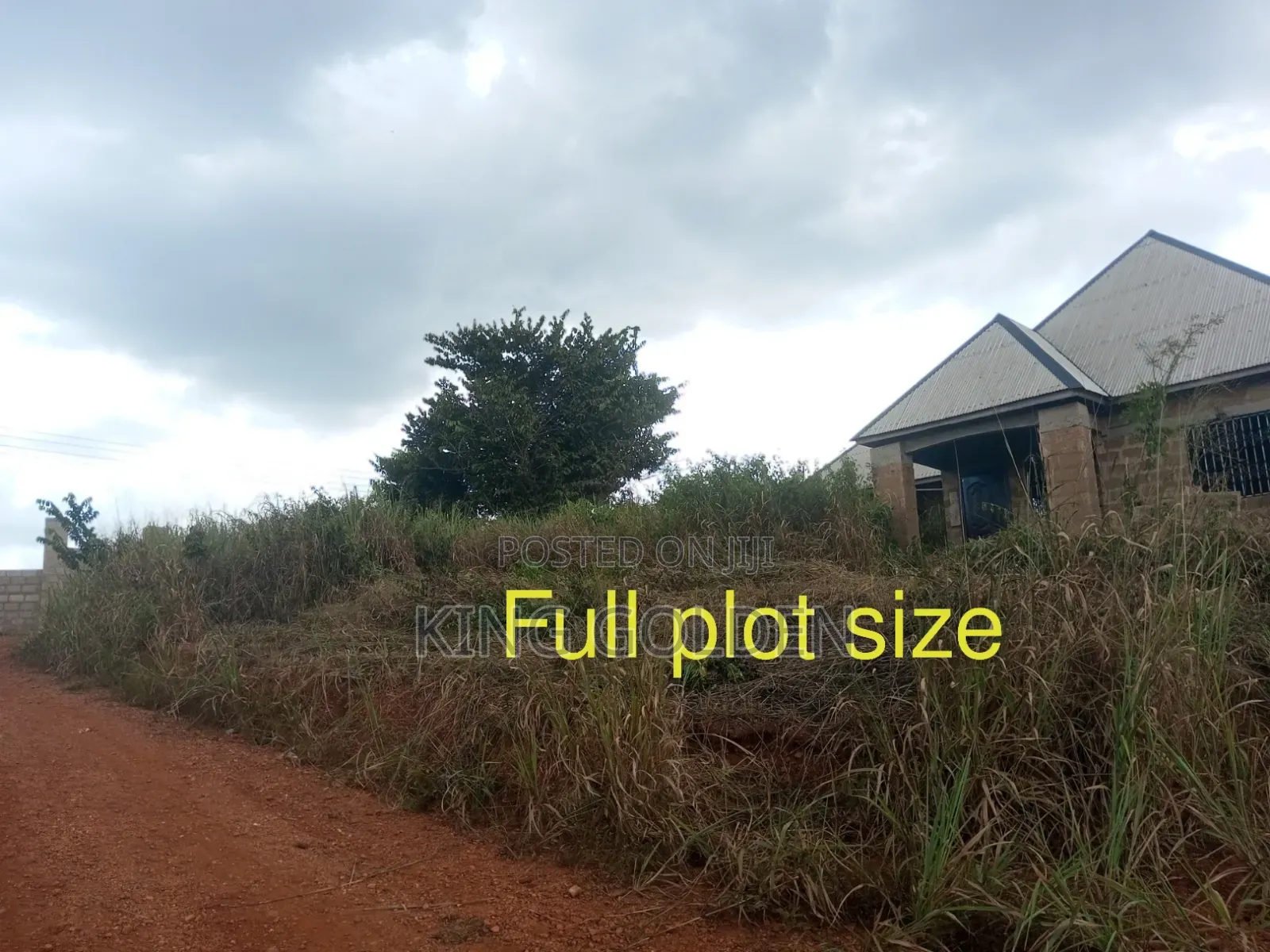 3bdrm House in Pkayi No 2., Atwima Kwanwoma for Sale