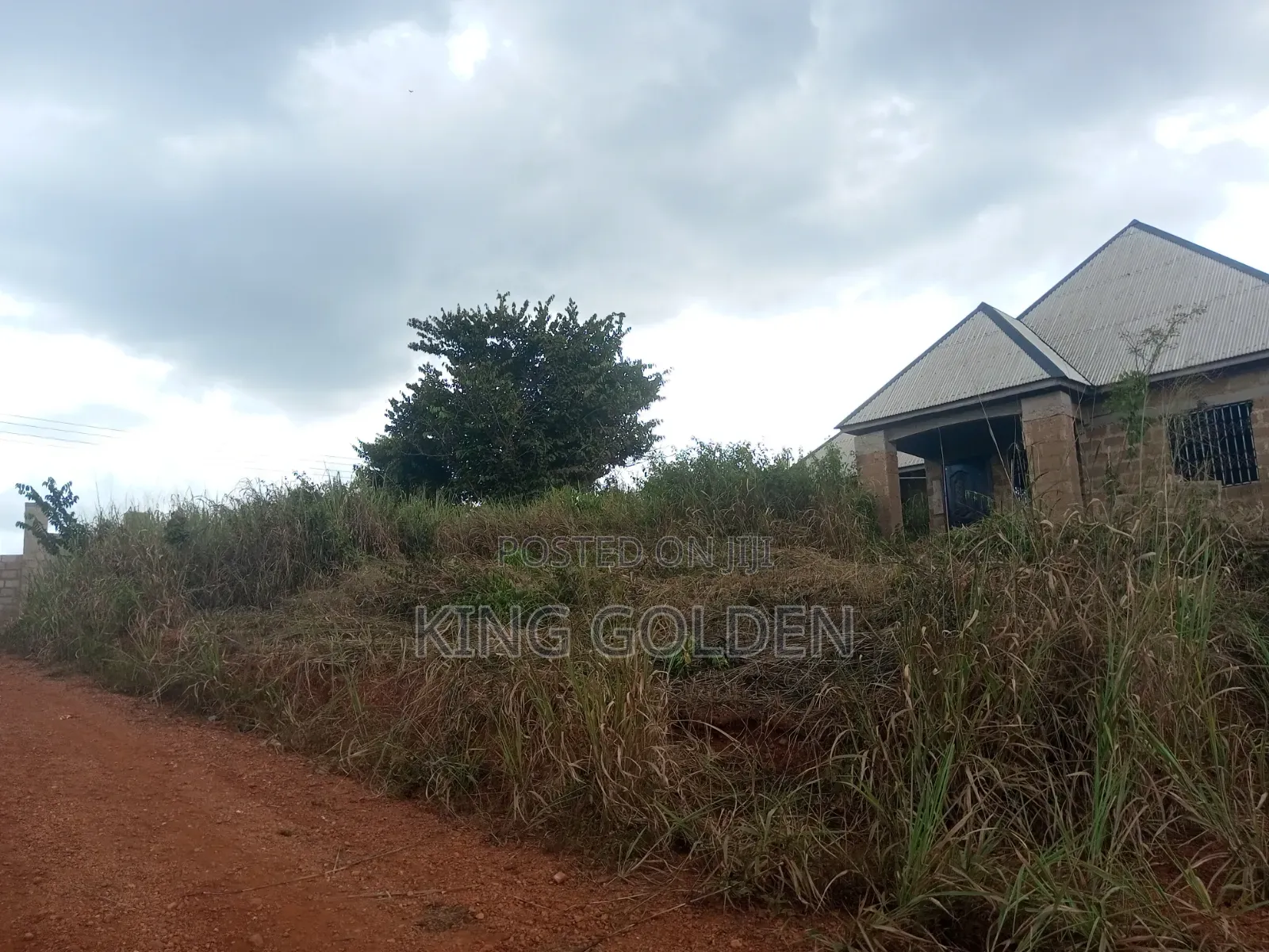 3bdrm House in Pkayi No 2., Atwima Kwanwoma for Sale