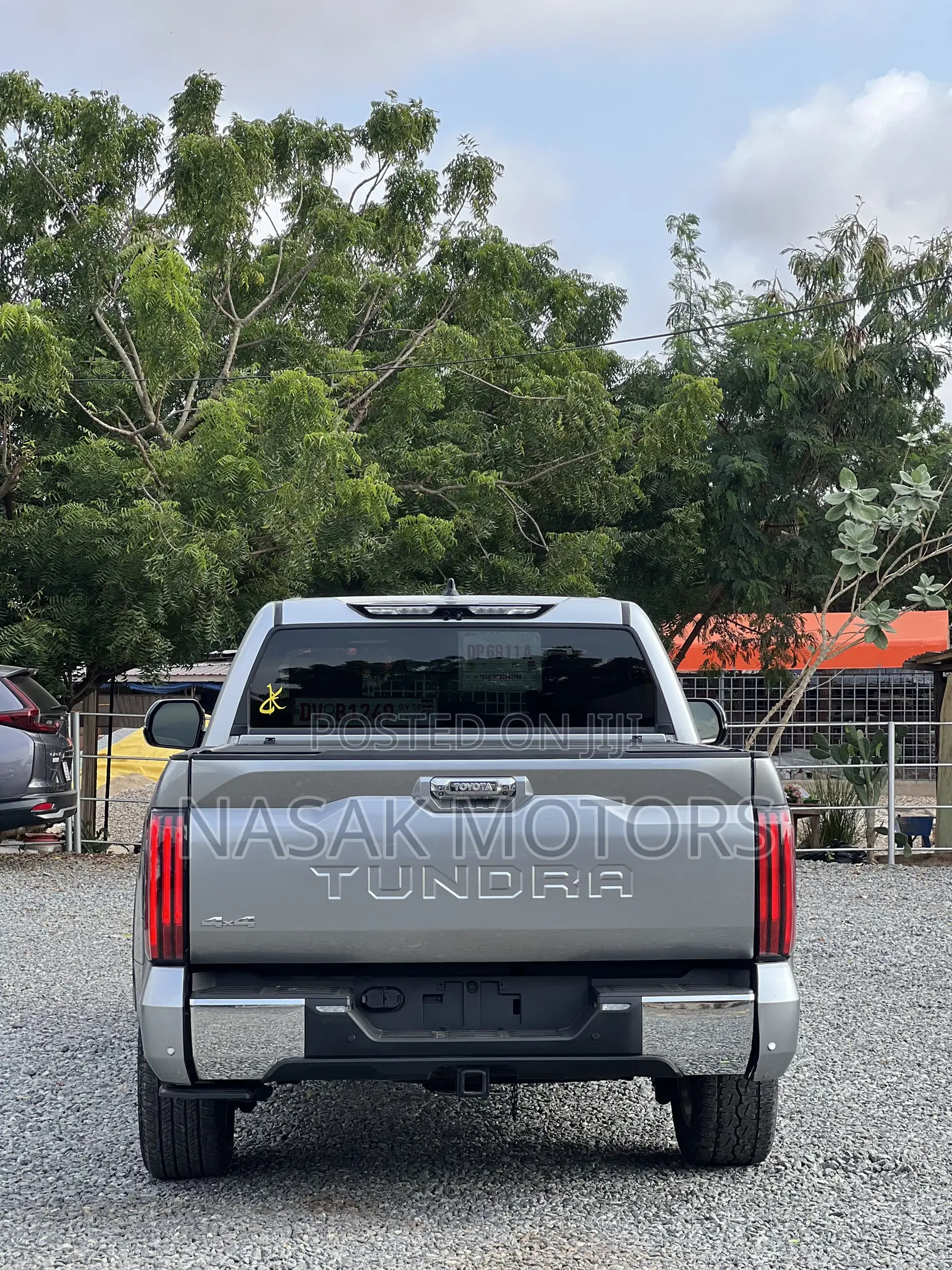 Toyota Tundra 1794 2022 Silver