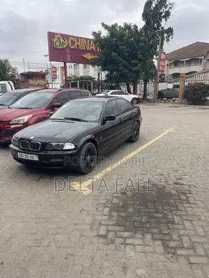 BMW 328i 2000 Black