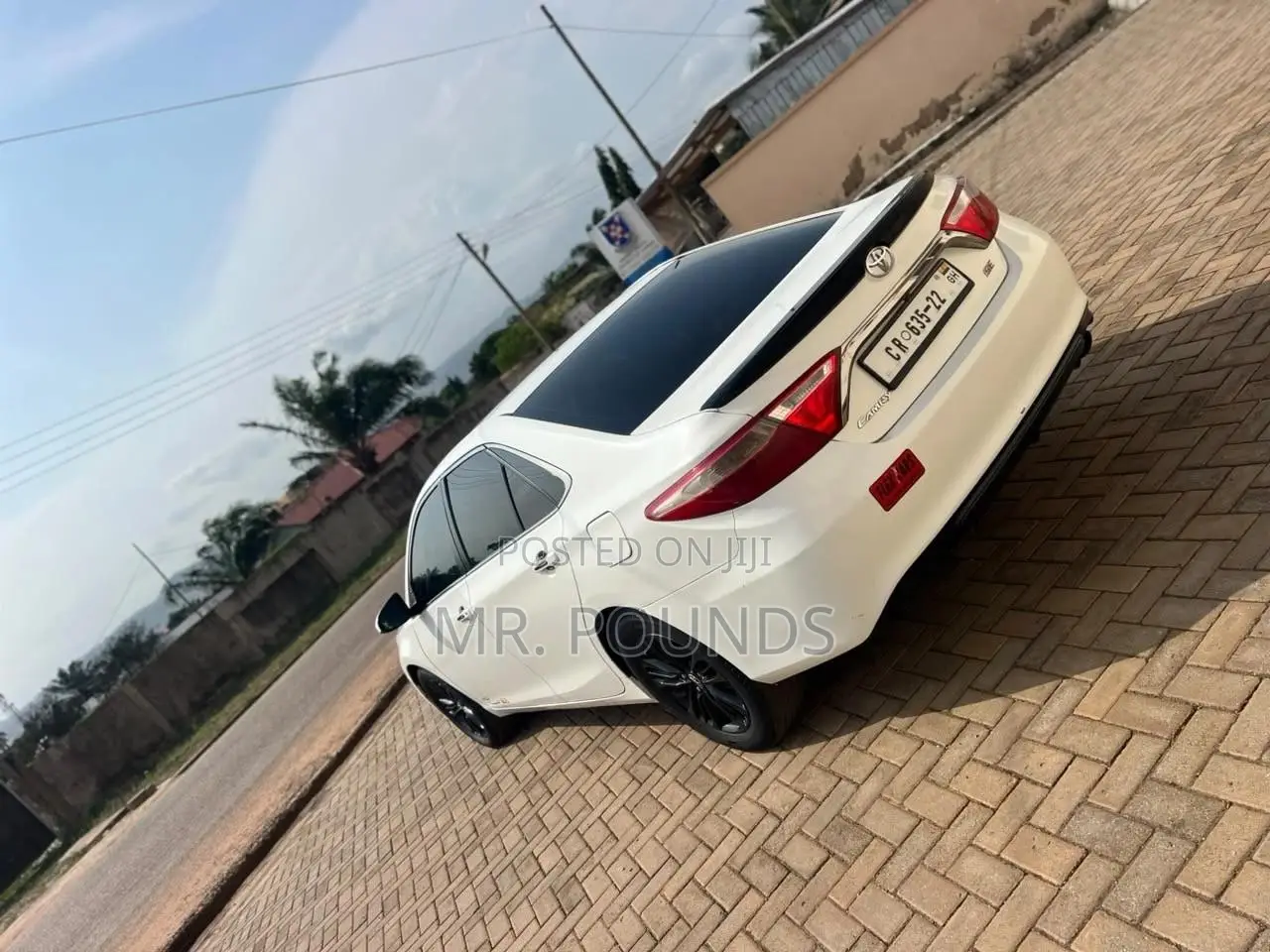 Toyota Camry 2016 White