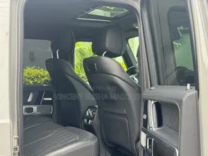 Mercedes-Benz G-Class 2024 Silver
