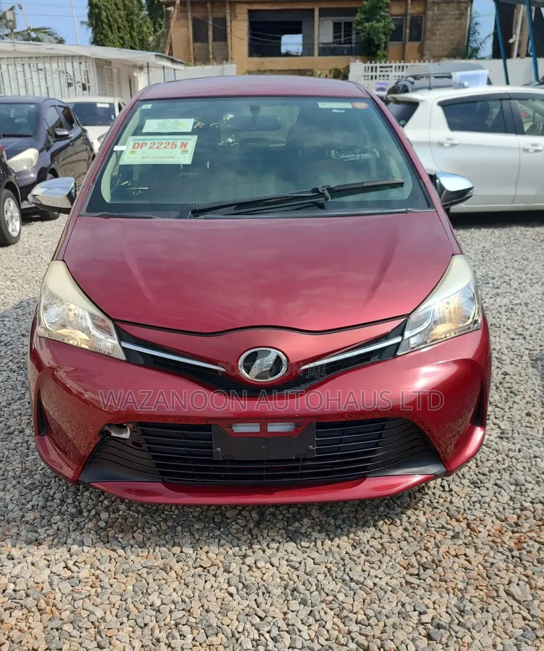 Toyota Vitz 1.3 FWD 5dr 2015 Red