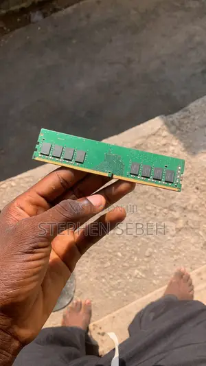 SK Hynix 8gb DDR4 2400MHz