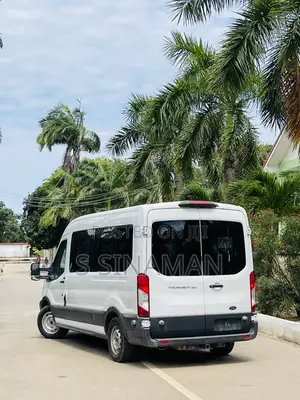 Ford Transit-350 2019 White