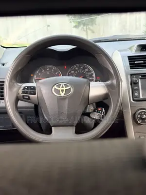 Toyota Corolla S 5-Speed 2013 Black