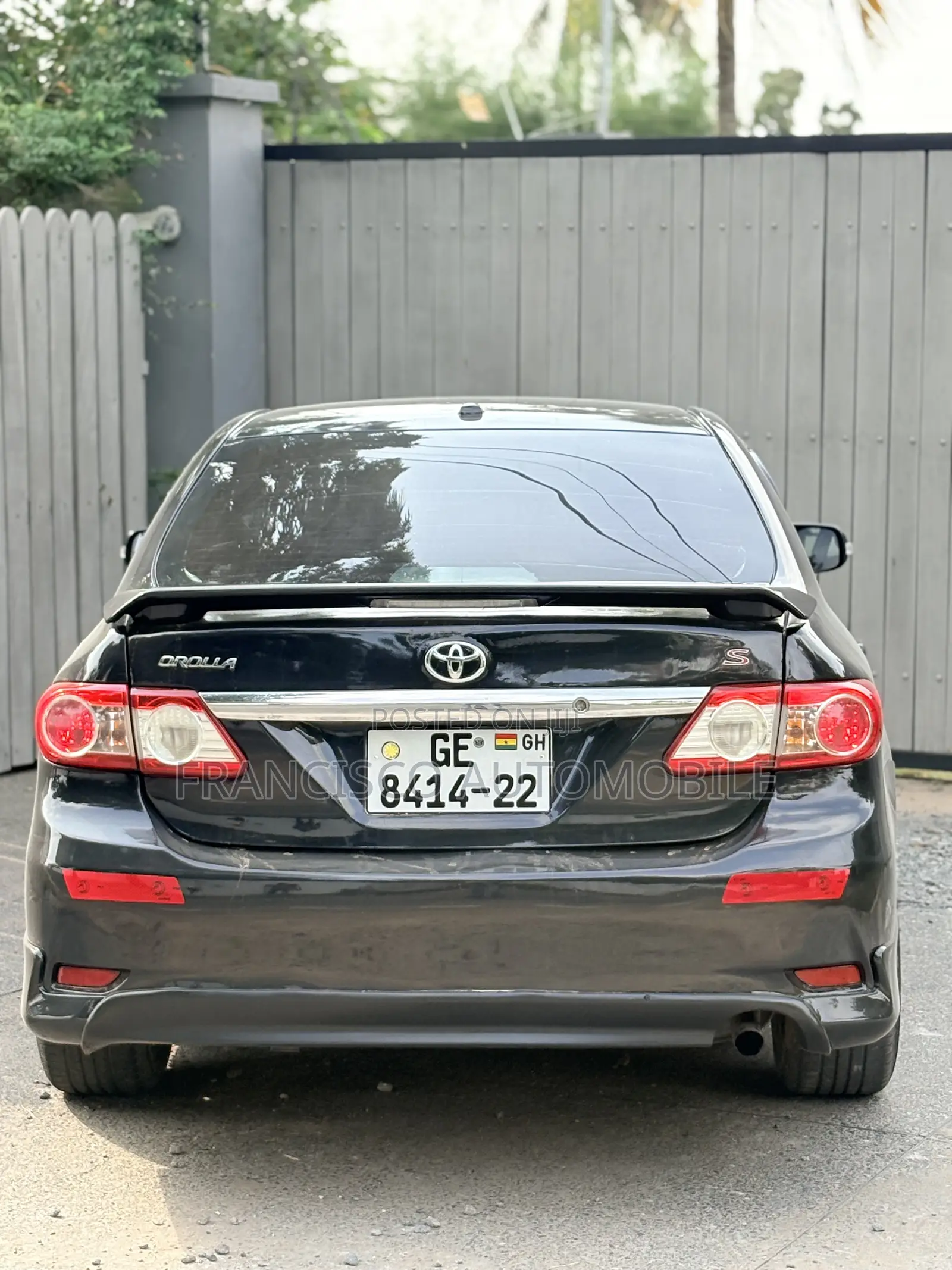 Toyota Corolla S 5-Speed 2013 Black