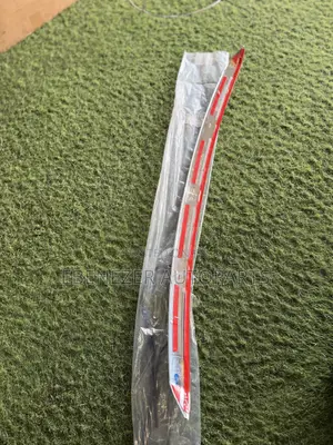 Toyota Hilux Bonnet Hood Trim Moulding Chrome 2016 2017 2018 2019 2020