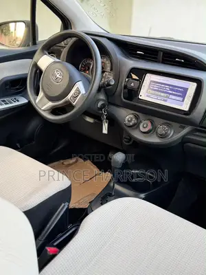 Toyota Vitz 1.5 FWD 3dr 2017 Blue
