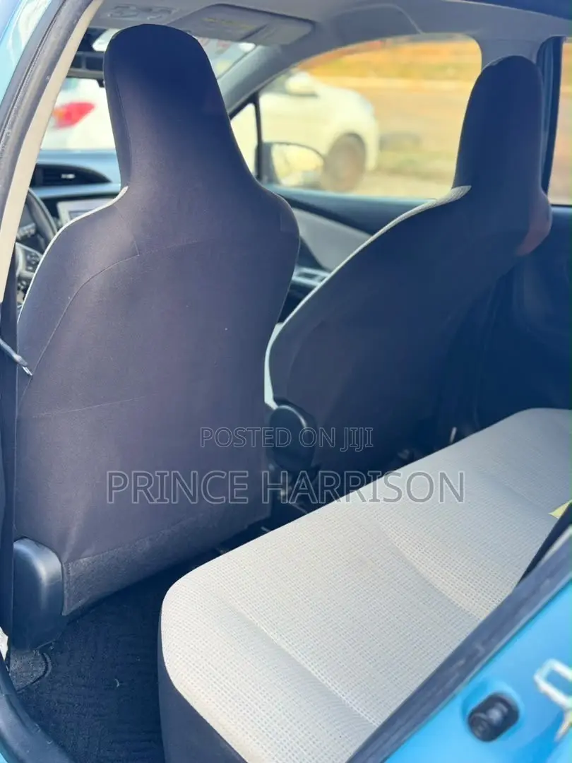 Toyota Vitz 1.5 FWD 3dr 2017 Blue