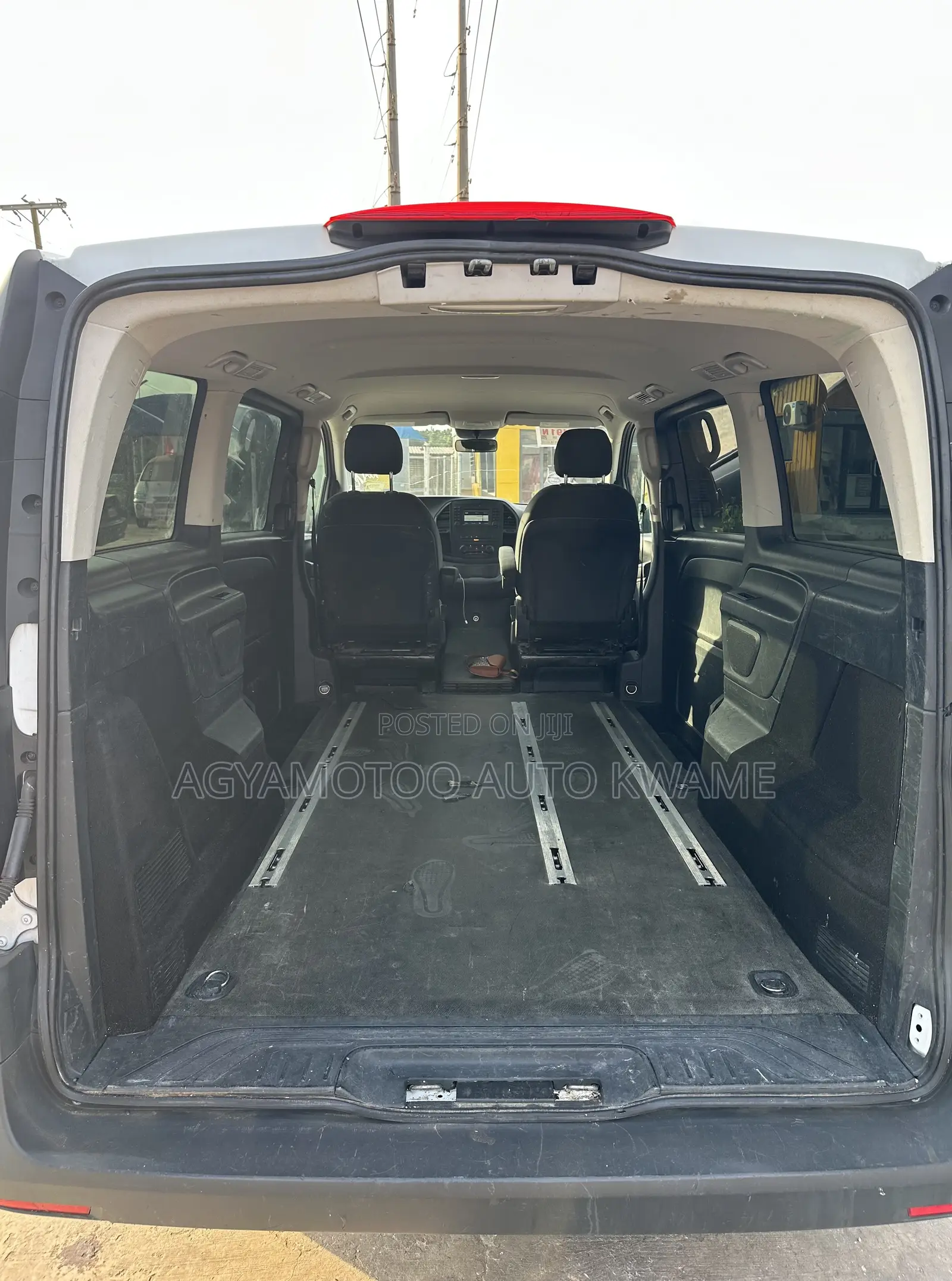Mercedes-Benz Metris 2.0 FWD 2019 White