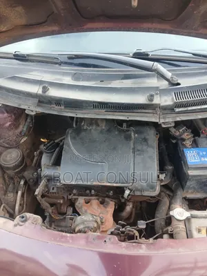 Toyota Vitz 2010 Brown